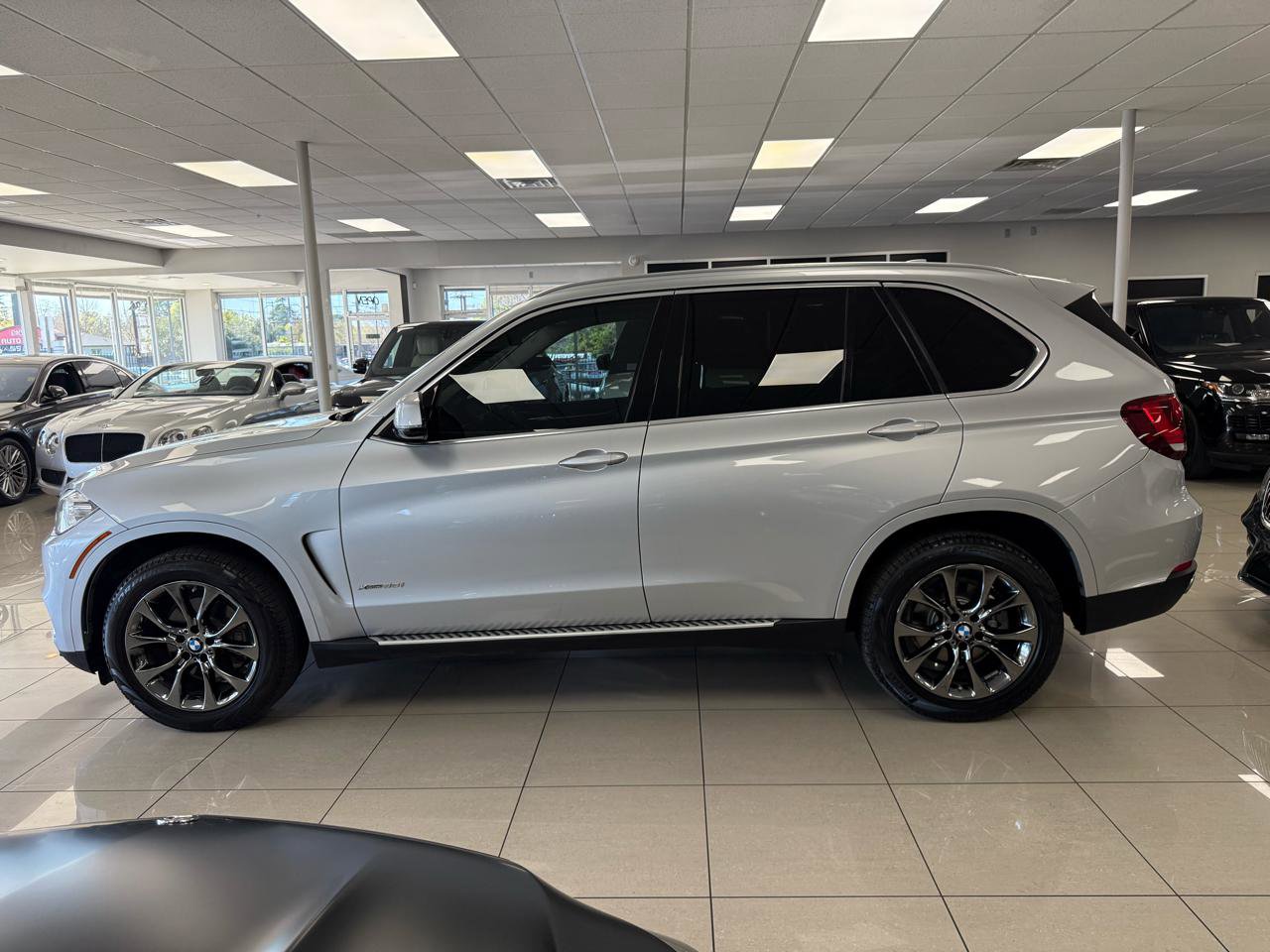 Used 2014 BMW X5 xDrive35i image 7