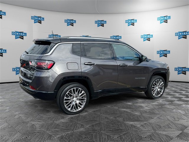 Used 2022 Jeep Compass Limited w/ Elite Group image 6