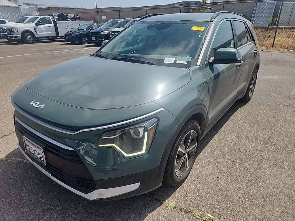 Used 2023 Kia Niro EX FWD image 4