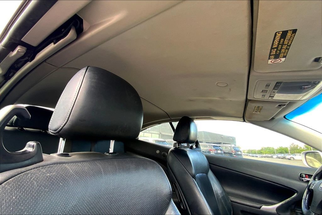 Used 2015 Lexus IS 250C w/ Luxury Package RWD image 20