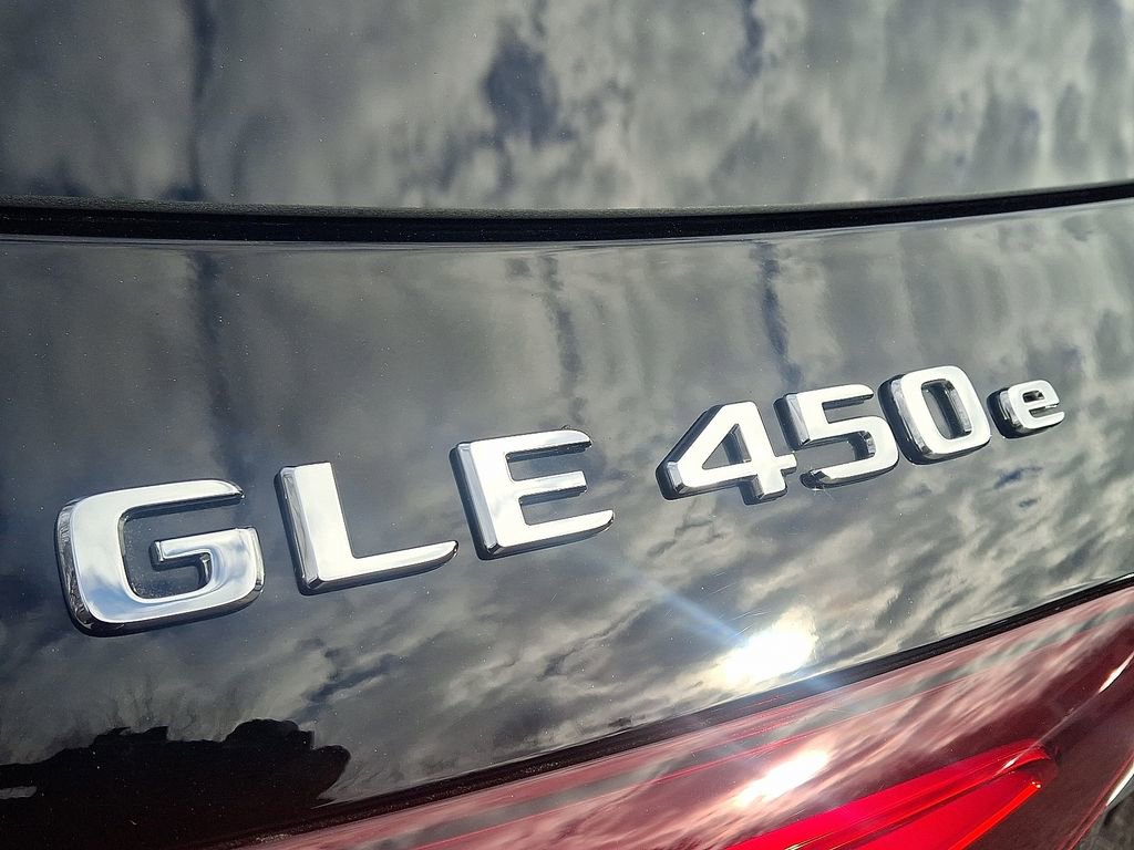 Used 2025 Mercedes-Benz GLE 450e 4MATIC image 32