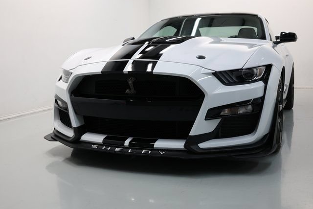 Used 2021 Ford Mustang Shelby GT500 w/ Carbon Fiber Track Pack RWD image 52