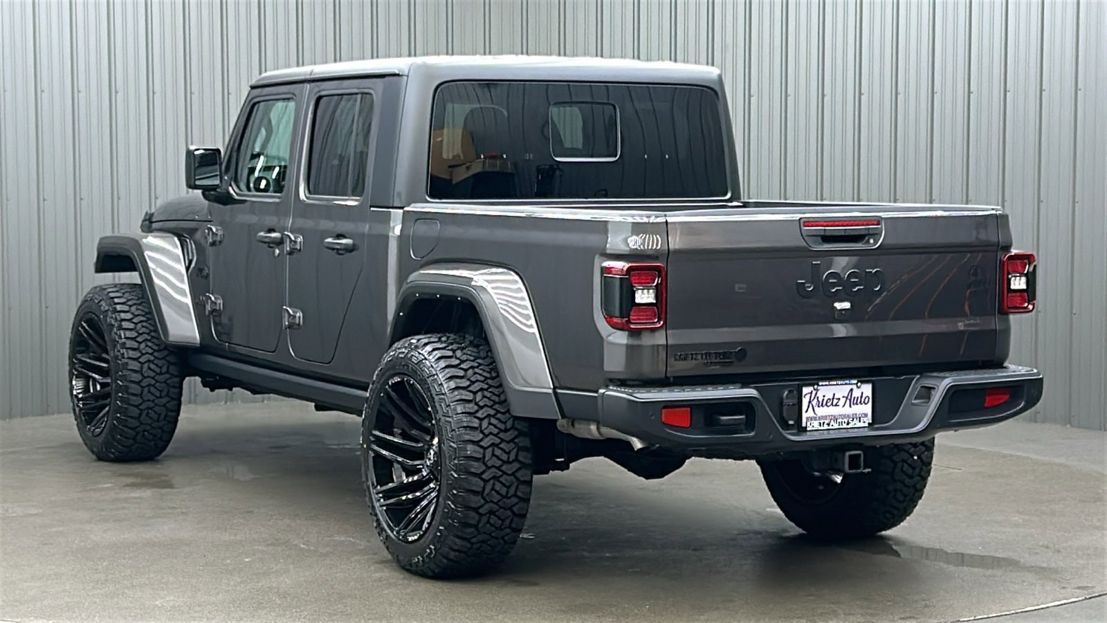 Used 2024 Jeep Gladiator Willys image 3
