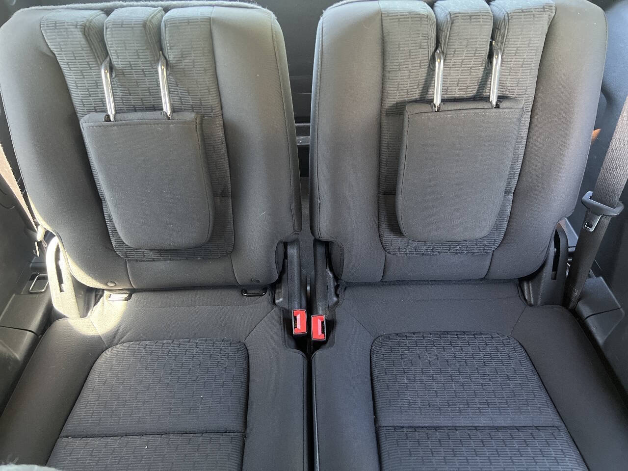 Used 2015 Ford Explorer XLT w/ Equipment Group 201A FWD image 14