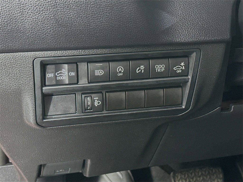 Used 2022 Toyota Tundra SR5 image 16