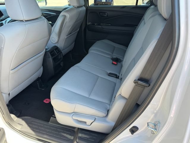 Certified 2023 Honda Passport EX-L image 17