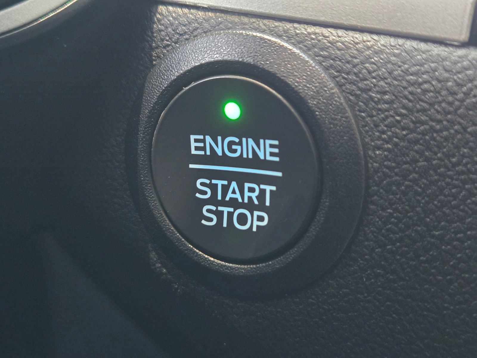Used 2021 Ford Escape SE w/ Convenience Package AWD/4WD image 19