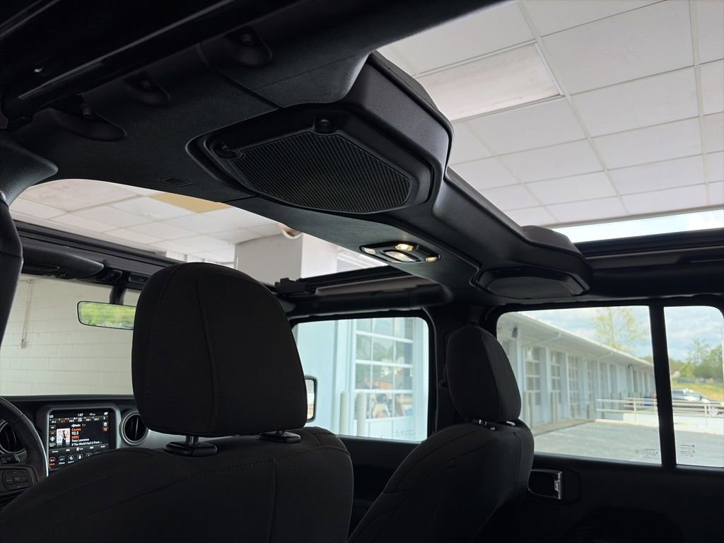 Used 2022 Jeep Wrangler Unlimited Sport image 8