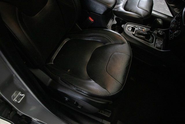 Used 2020 Jeep Cherokee Limited AWD/4WD image 17