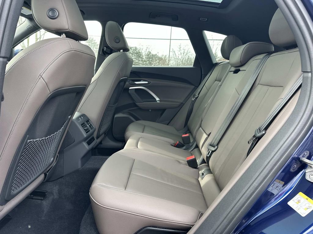 New 2025 Audi Q5 Premium image 26