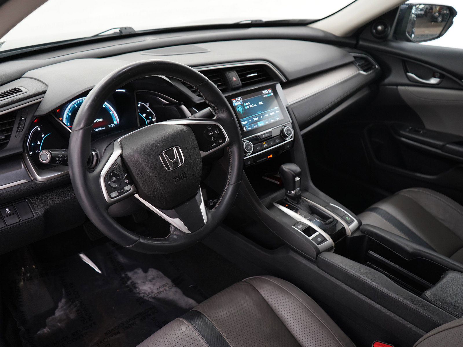 Used 2016 Honda Civic Touring image 24