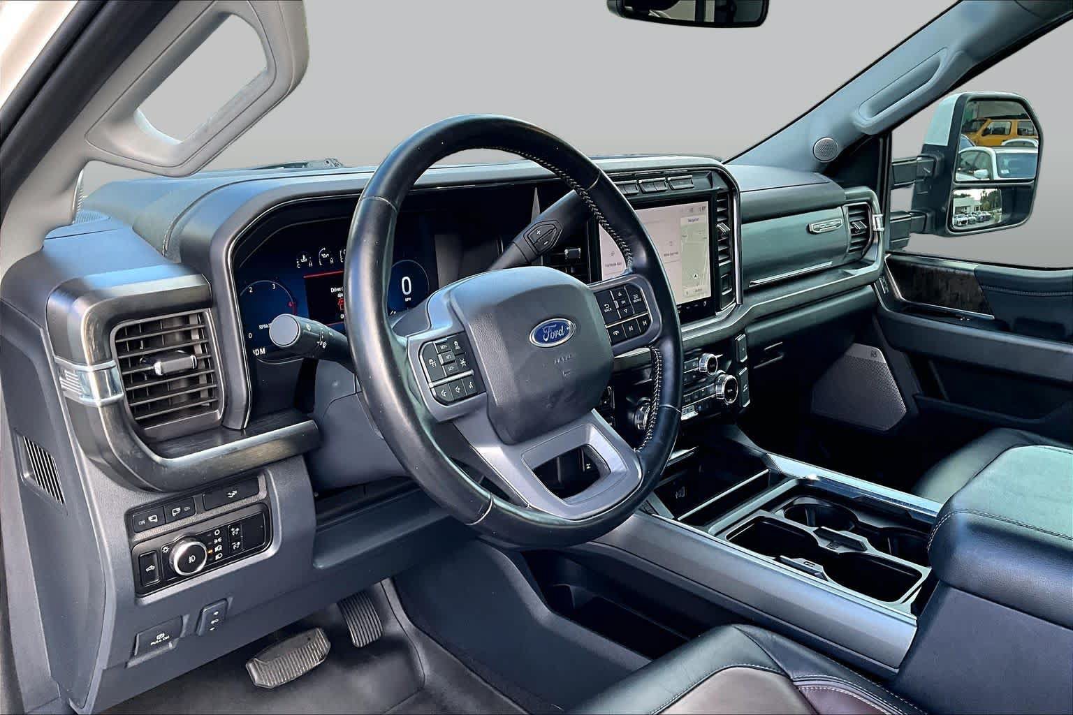 Used 2023 Ford F250 Lariat w/ Lariat Ultimate Package AWD/4WD image 18