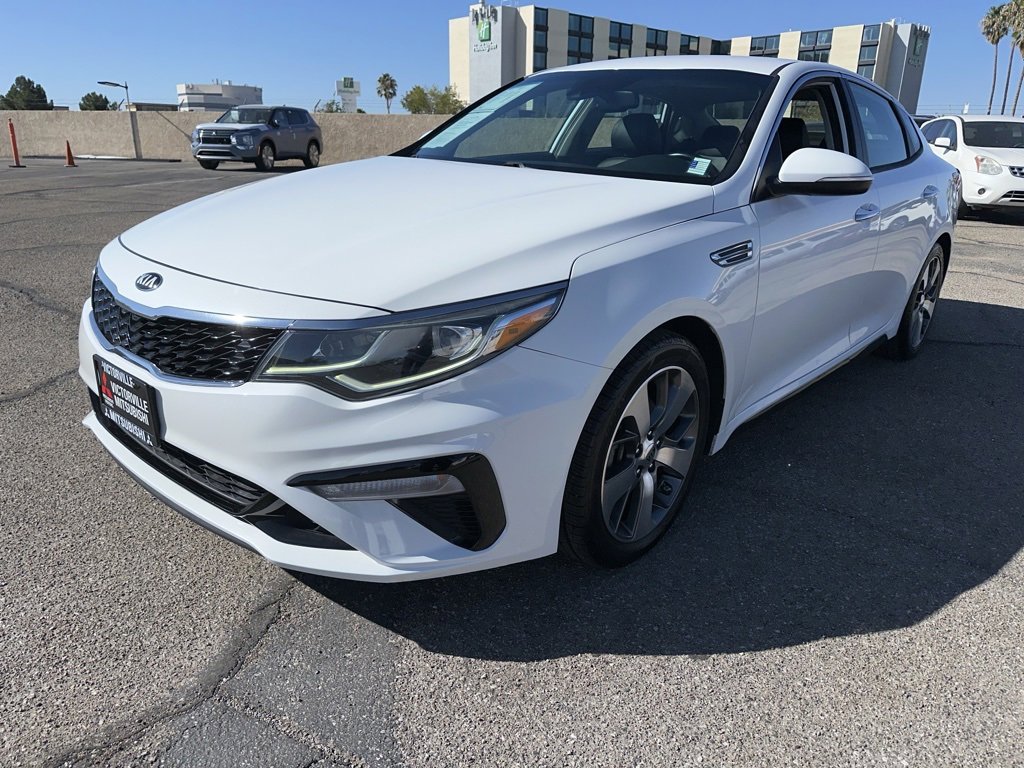 Used 2019 Kia Optima S image 3