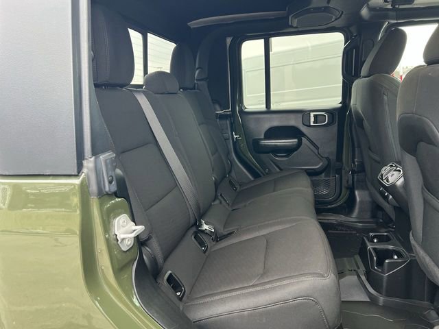 Used 2022 Jeep Gladiator Sport image 18