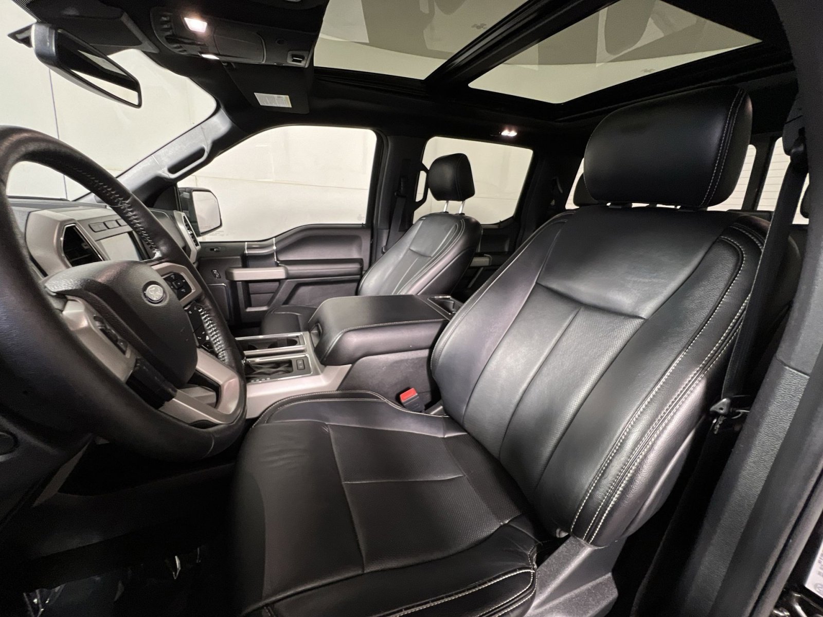 Used 2019 Ford F150 Lariat w/ Equipment Group 502A Luxury image 13