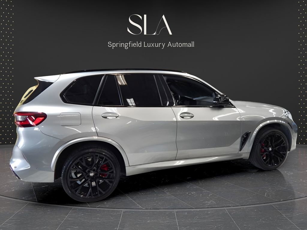 Used 2021 BMW X5 M w/ Competition Package AWD/4WD image 3