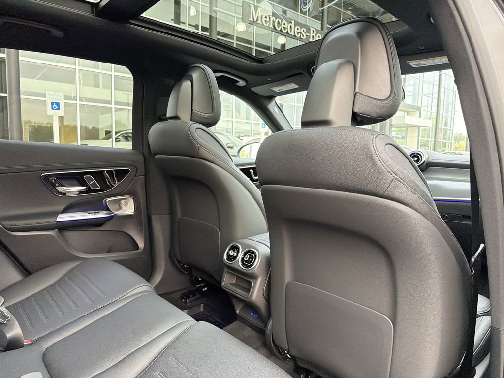 New 2026 Mercedes-Benz GLC 300 4MATIC image 17