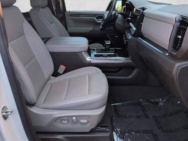 Used 2025 Chevrolet Silverado 1500 LTZ w/ LTZ Premium Package AWD/4WD image 29