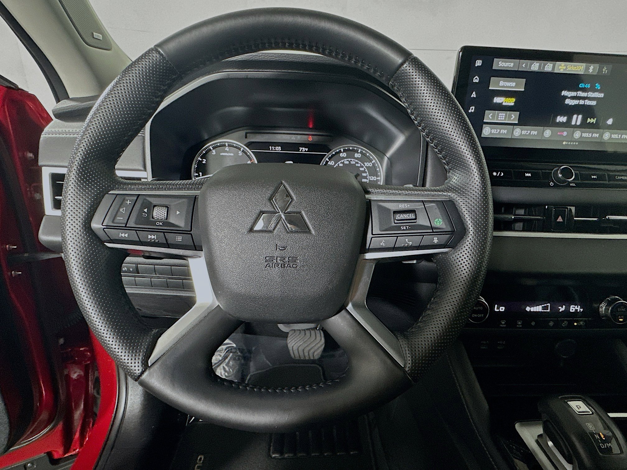 Used 2025 Mitsubishi Outlander SE FWD image 15