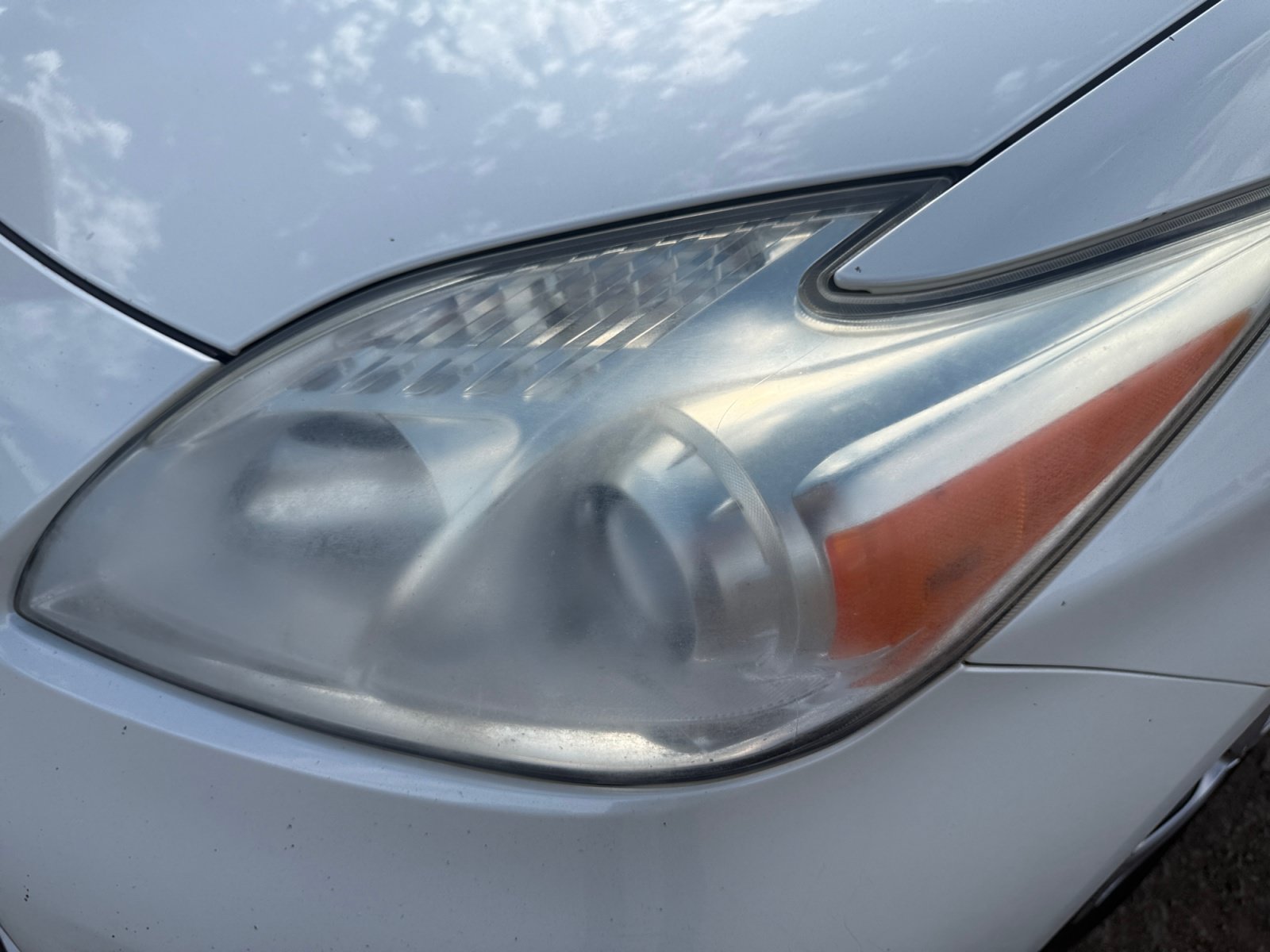 Used 2012 Toyota Prius Three w/ Solar Roof Pkg FWD image 9