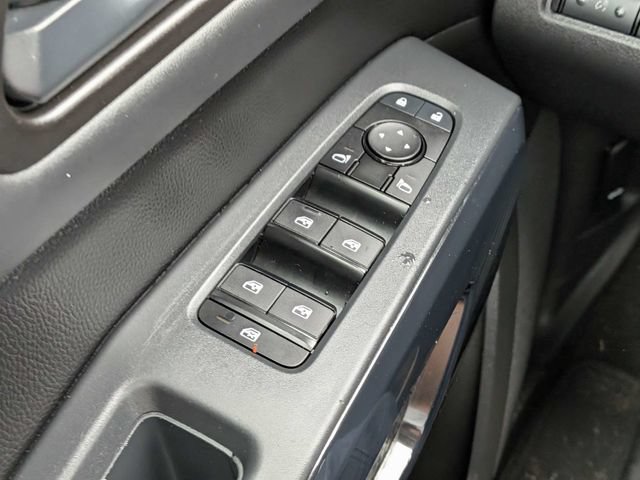 Used 2024 Nissan Pathfinder SV FWD image 20