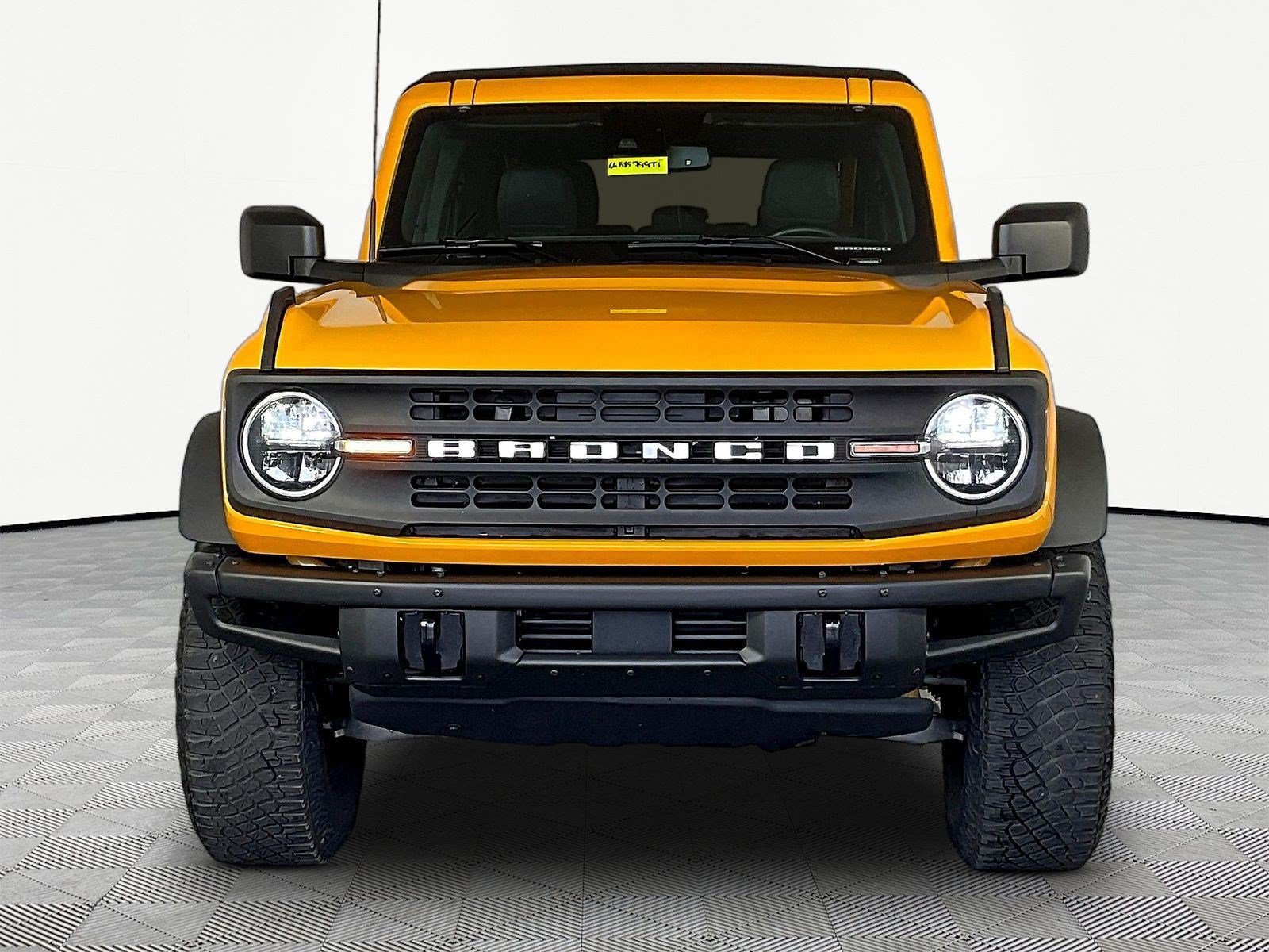Used 2022 Ford Bronco Black Diamond w/ Sasquatch Package AWD/4WD image 2