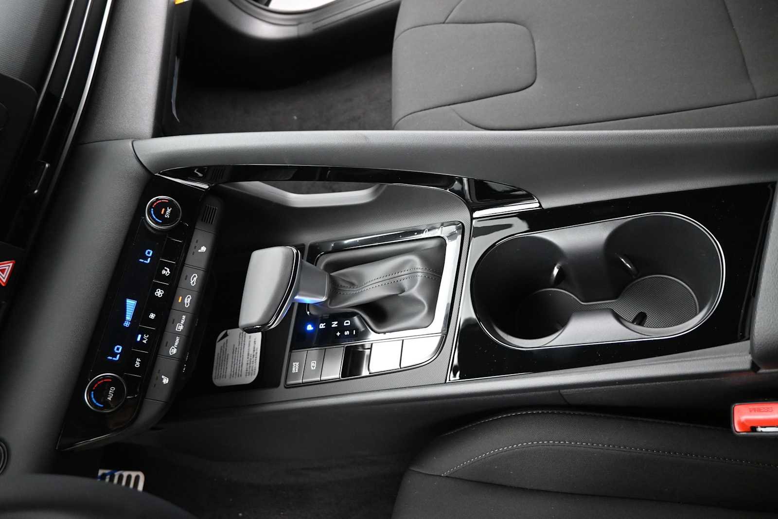 New 2026 Hyundai Elantra SEL Sport FWD image 20