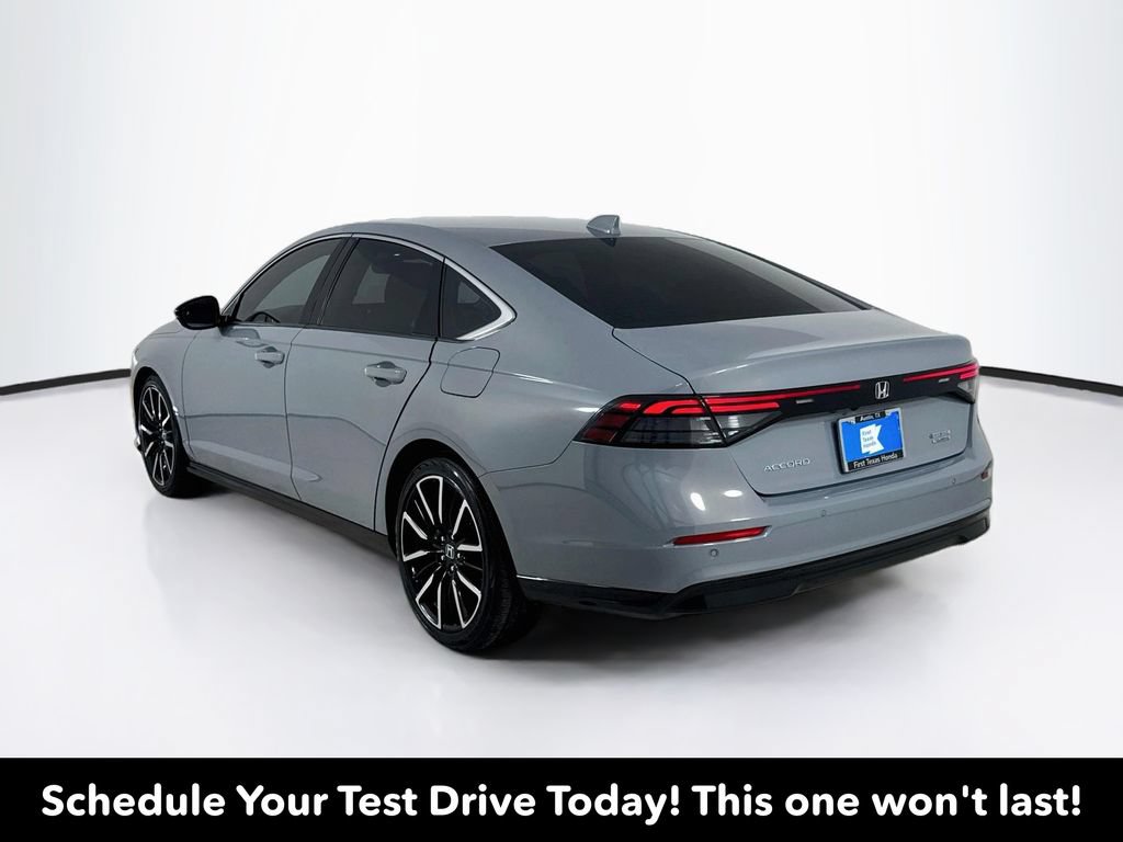 Used 2025 Honda Accord Touring image 6