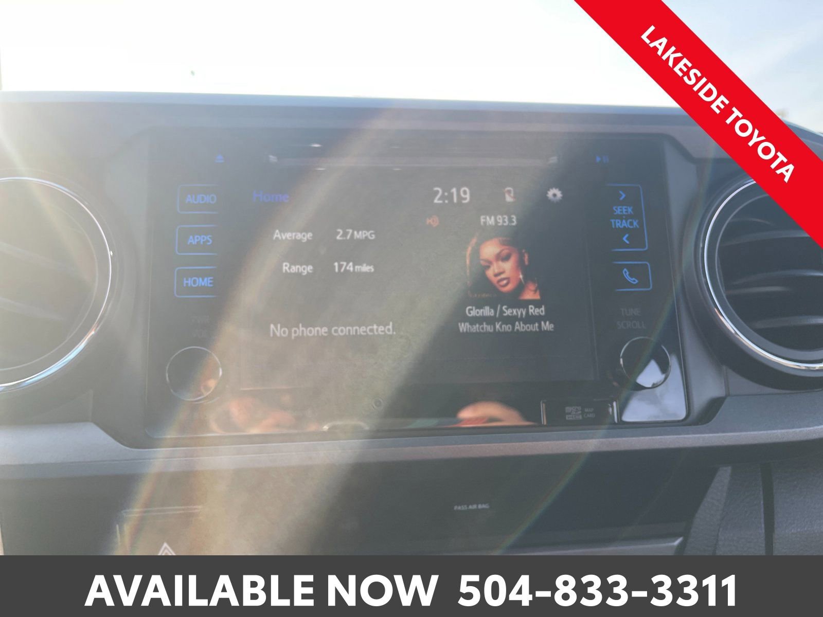 Used 2018 Toyota Tacoma TRD Sport image 29