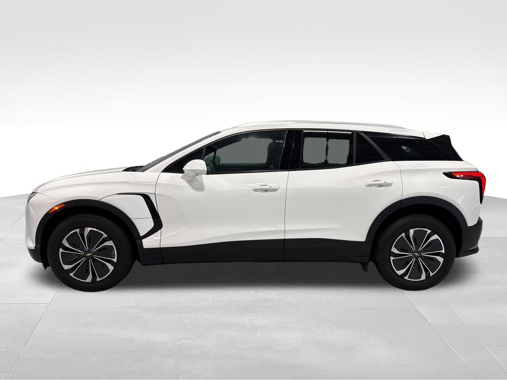 Used 2024 Chevrolet Blazer EV LT AWD/4WD image 48