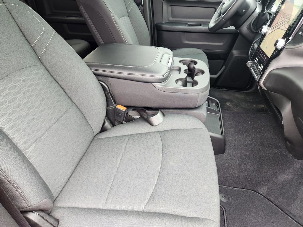 New 2026 RAM 2500 Tradesman AWD/4WD image 10