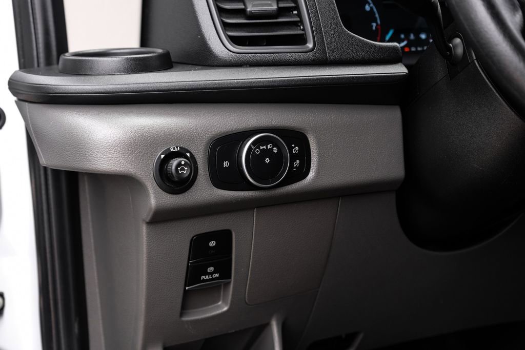 Used 2021 Ford Transit 350 XLT image 24