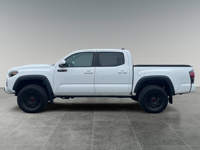 Used 2018 Toyota Tacoma TRD Pro AWD/4WD image 2