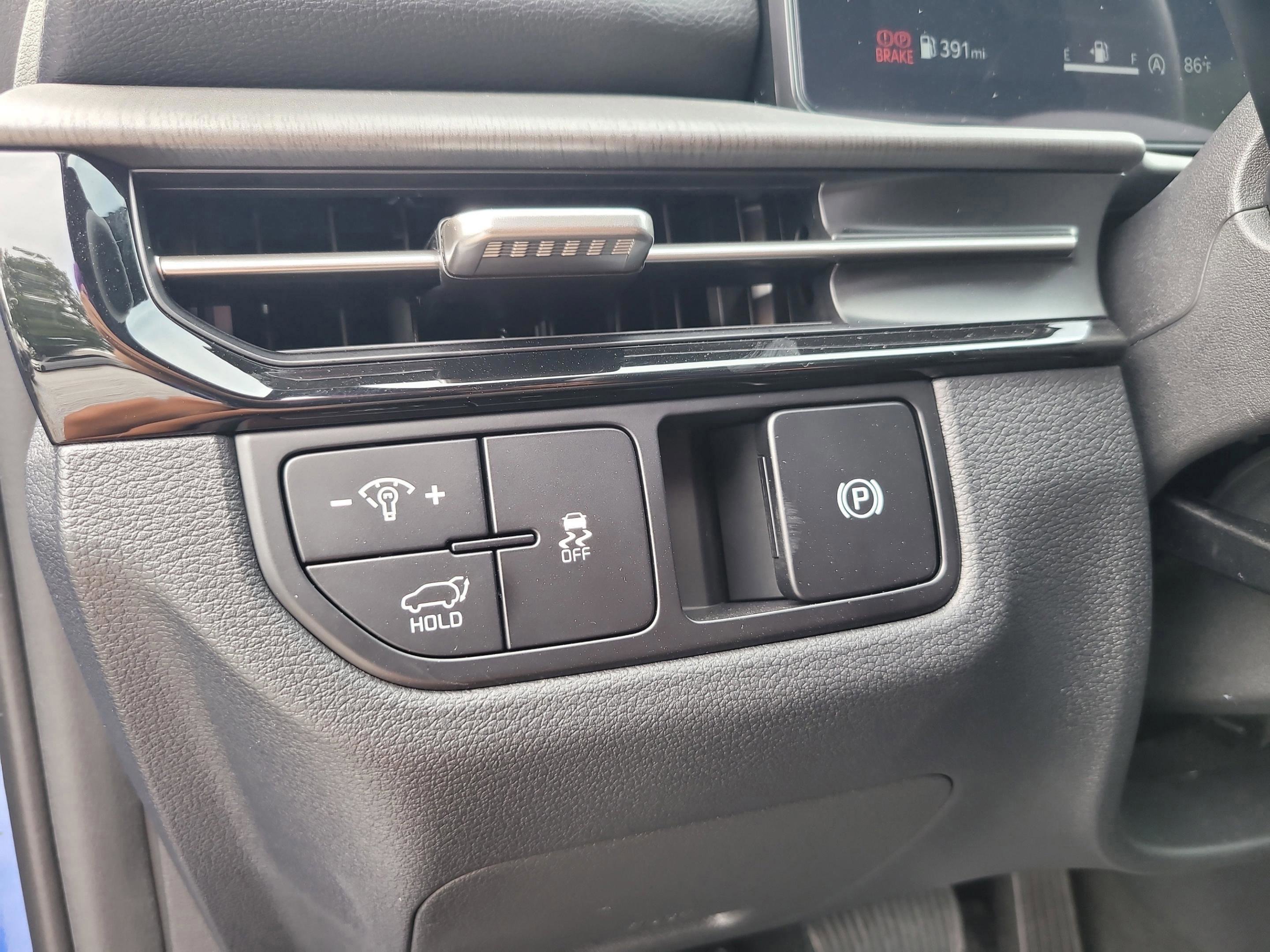 New 2026 Kia Sportage X-Line w/ X-Line Technology Package image 8