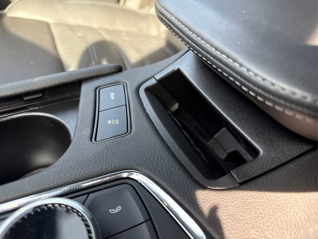 Used 2023 Cadillac XT6 Sport w/ Platinum Package image 43