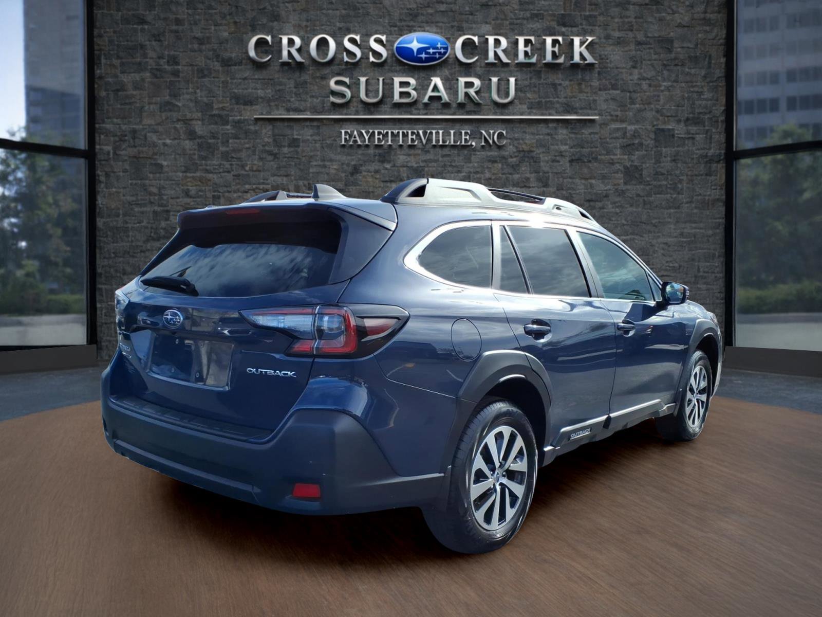 Used 2025 Subaru Outback Premium w/ Popular Package #1A image 24