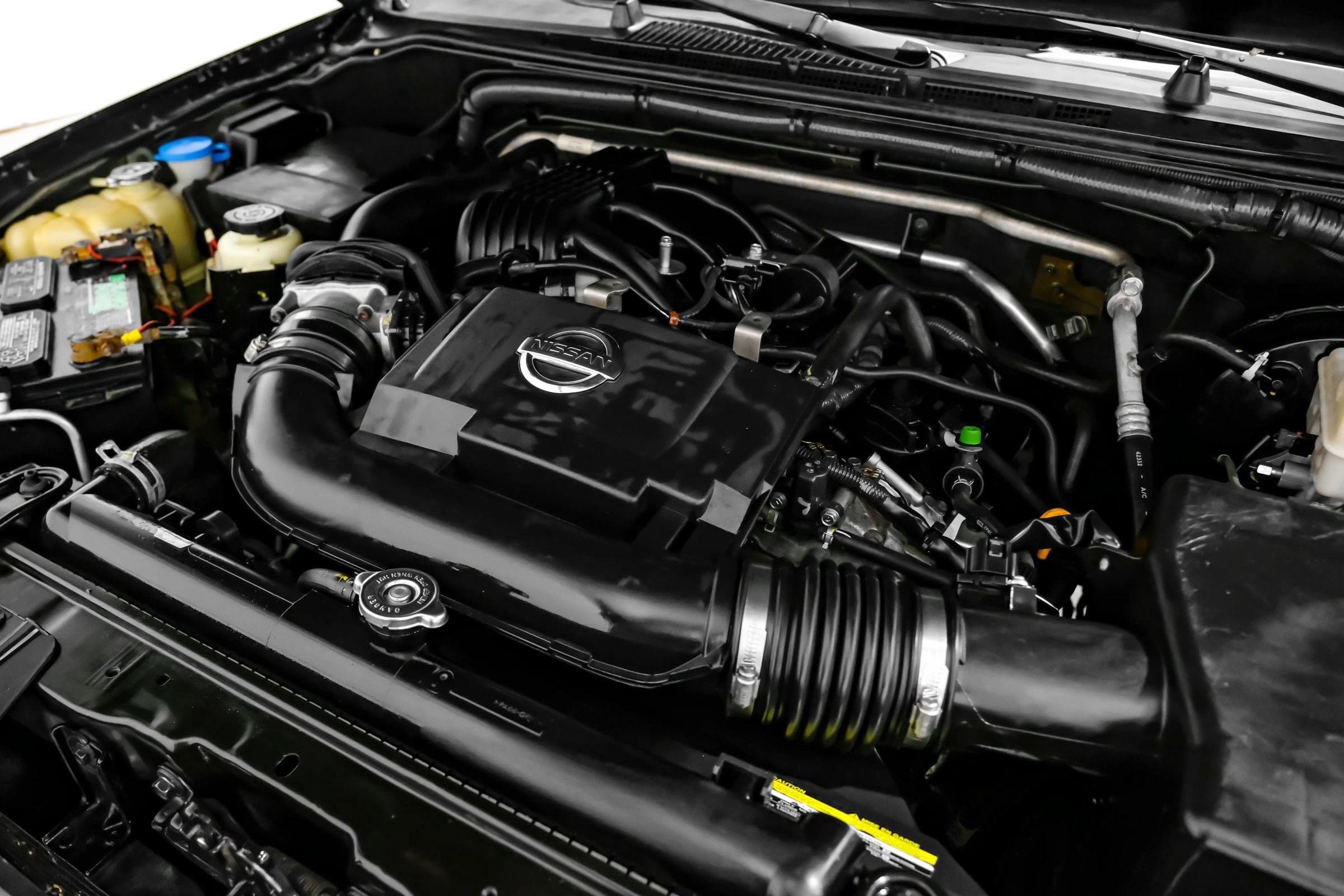 Used 2015 Nissan Xterra PRO-4X AWD/4WD image 47