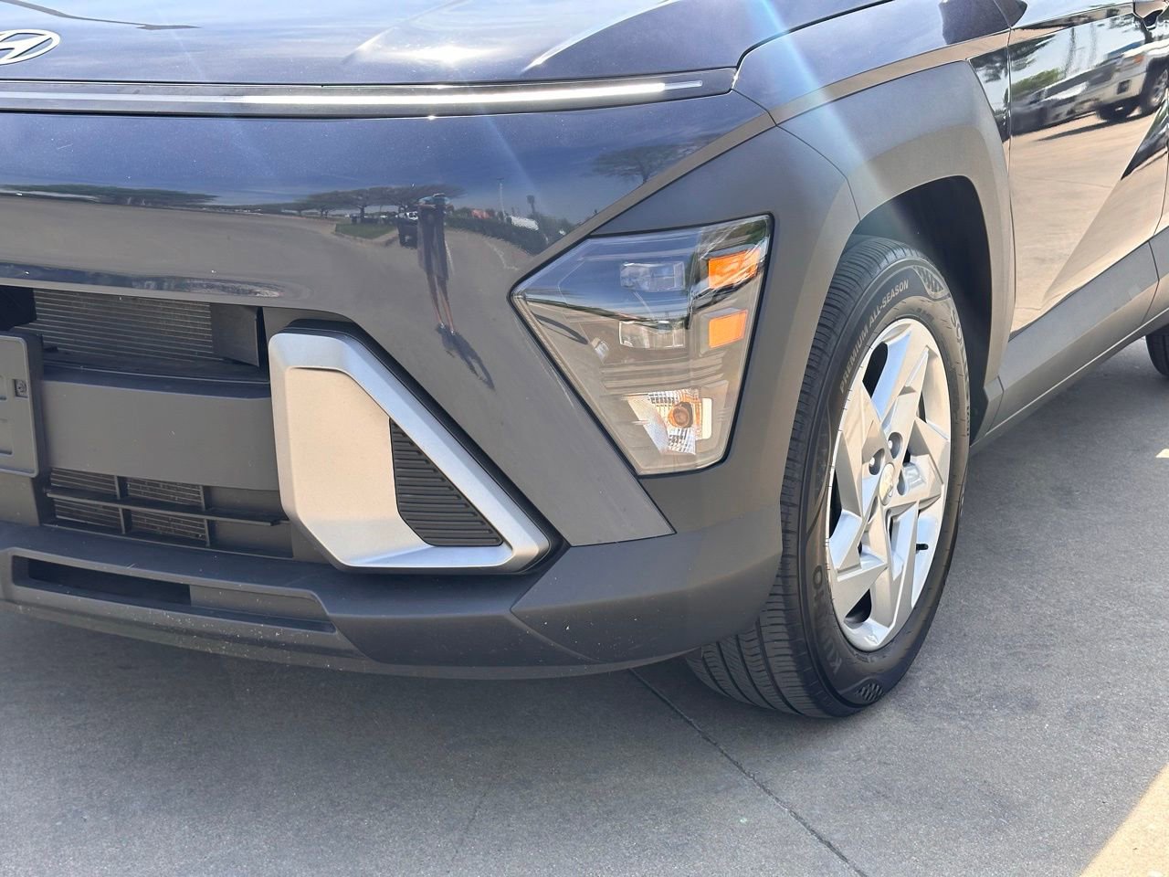 Certified 2024 Hyundai Kona SE image 9