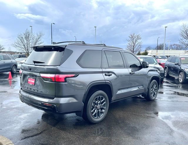 Used 2024 Toyota Sequoia Platinum image 11