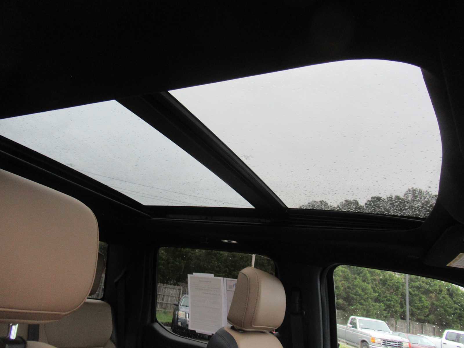 Used 2024 Ford F250 Lariat image 14