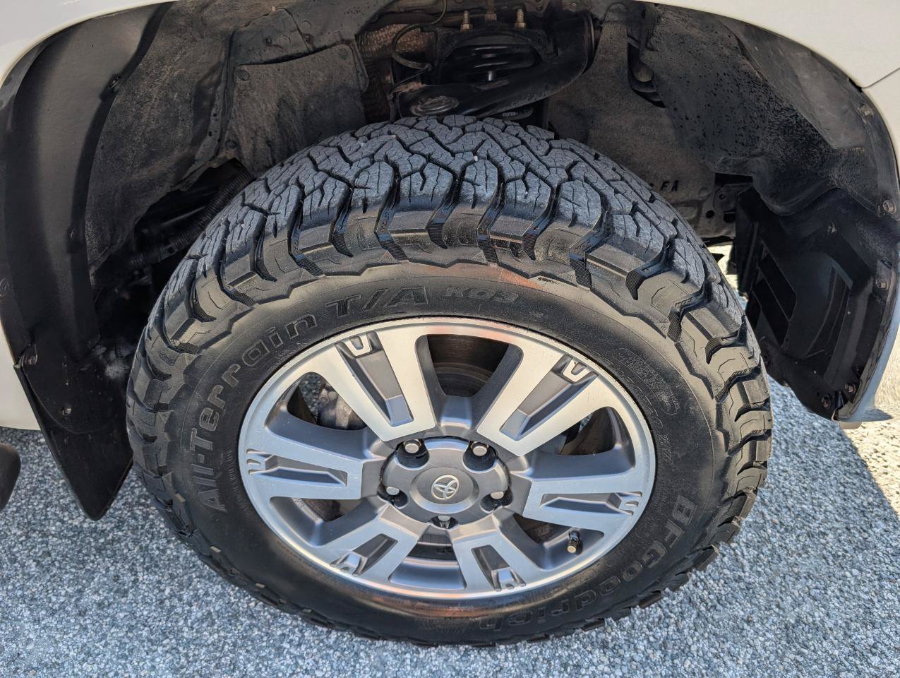 Used 2019 Toyota Tundra 1794 Edition AWD/4WD image 4