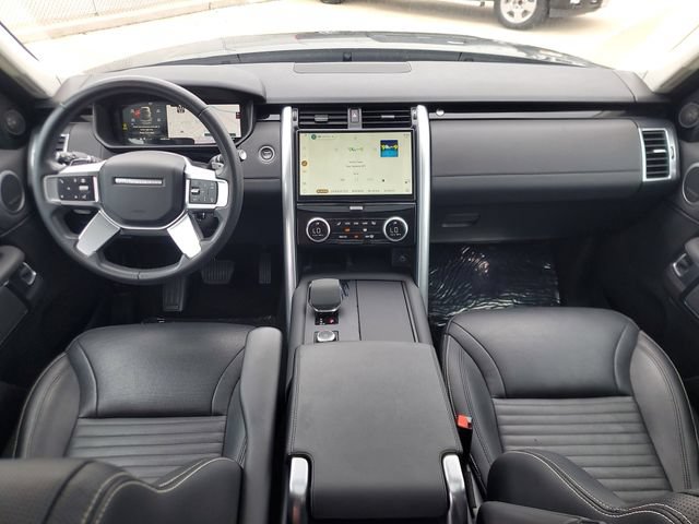 Used 2024 Land Rover Discovery S AWD/4WD image 11