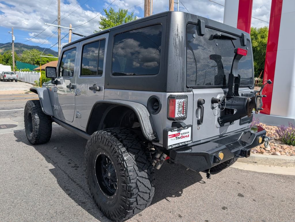 Used 2016 Jeep Wrangler Unlimited Rubicon w/ Connectivity Group AWD/4WD image 6