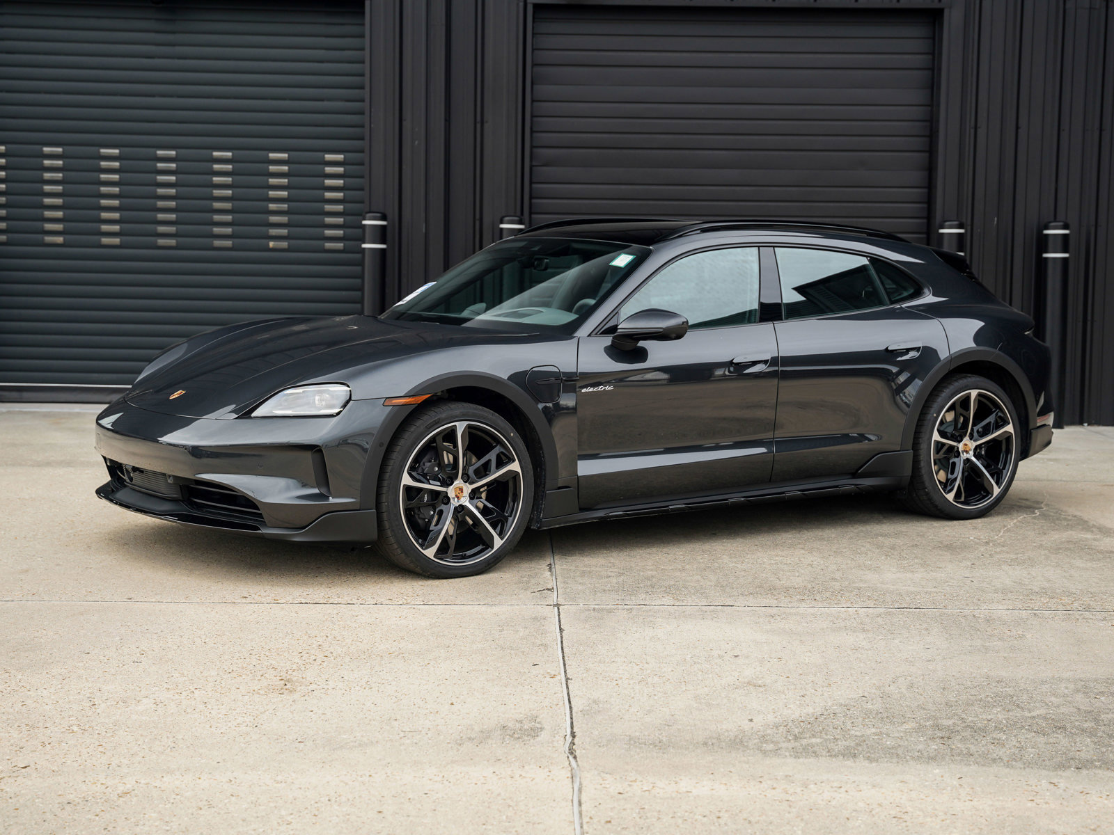 New 2025 Porsche Taycan 4 Cross Turismo