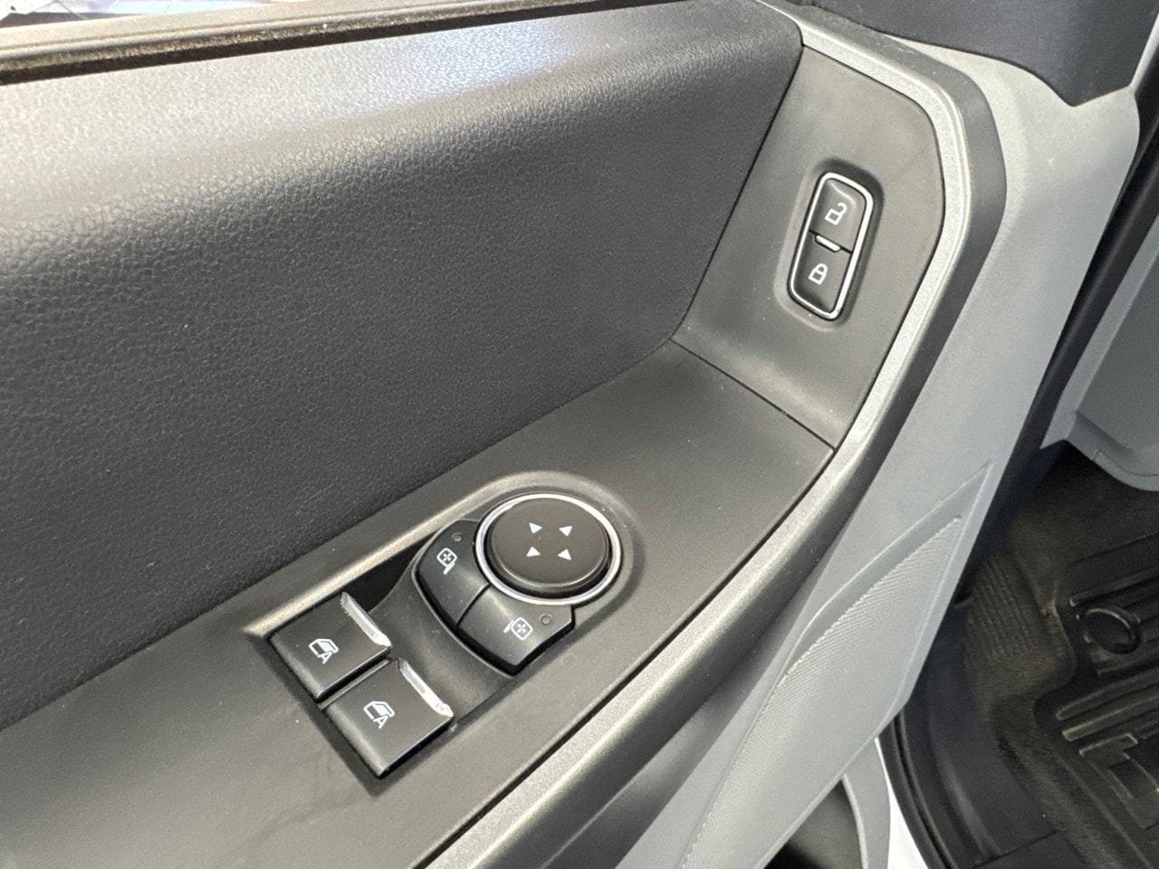 Used 2024 Ford F350 XLT AWD/4WD image 35