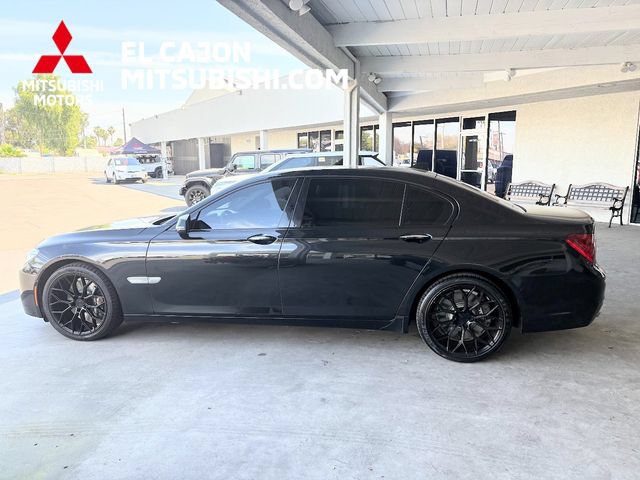 Used 2015 BMW 750Li w/ M Sport Edition RWD image 6
