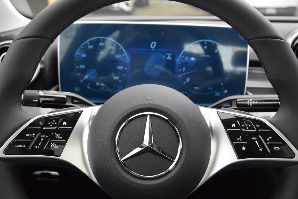 New 2026 Mercedes-Benz C 300 4MATIC Sedan image 23