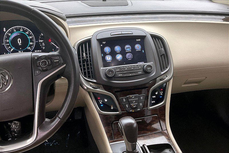 Used 2016 Buick LaCrosse Leather FWD image 9