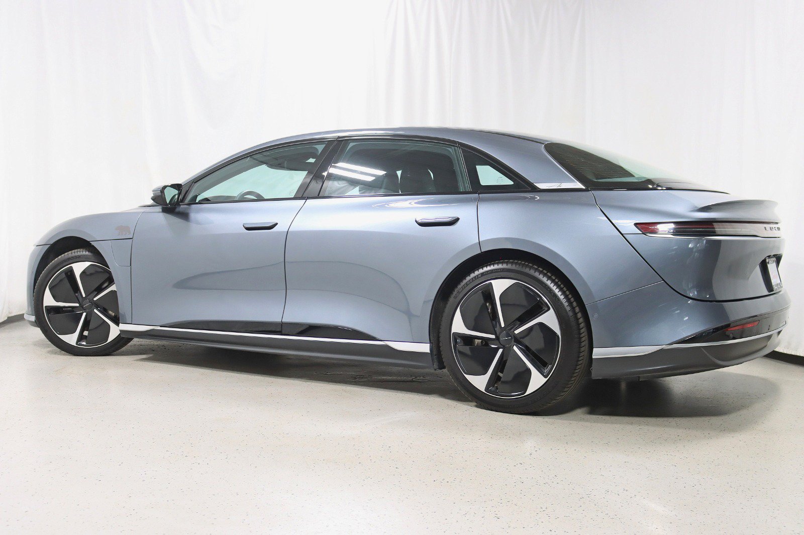 Used 2023 Lucid Air Pure AWD/4WD image 9