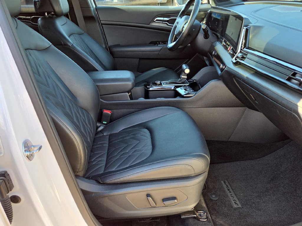 Used 2025 Kia Sportage X-Pro Prestige AWD/4WD image 32